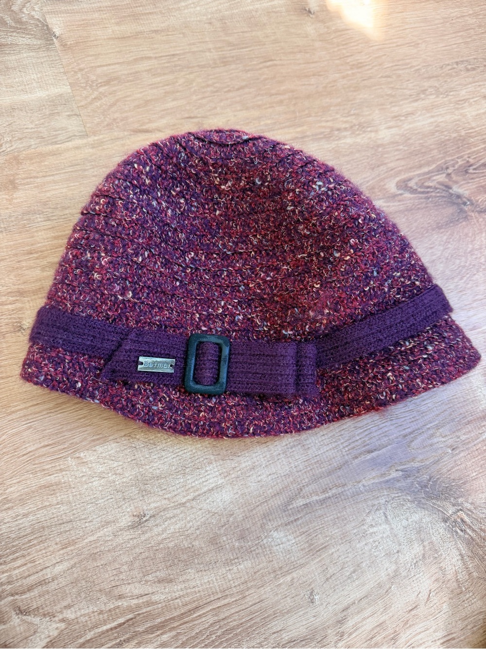 Betmar Burgundy Knit VINTAGE New York 80's Womens Boucle hat